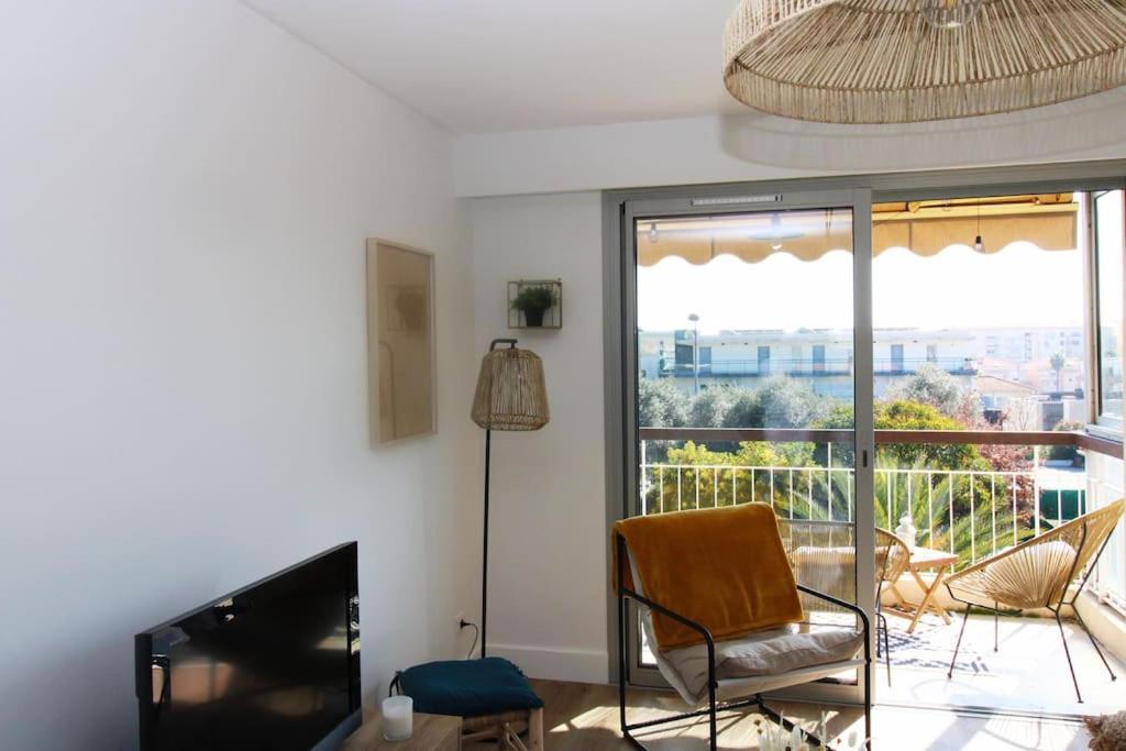 Bristol Plaisance Yourhosthelper Antibes Buitenkant foto